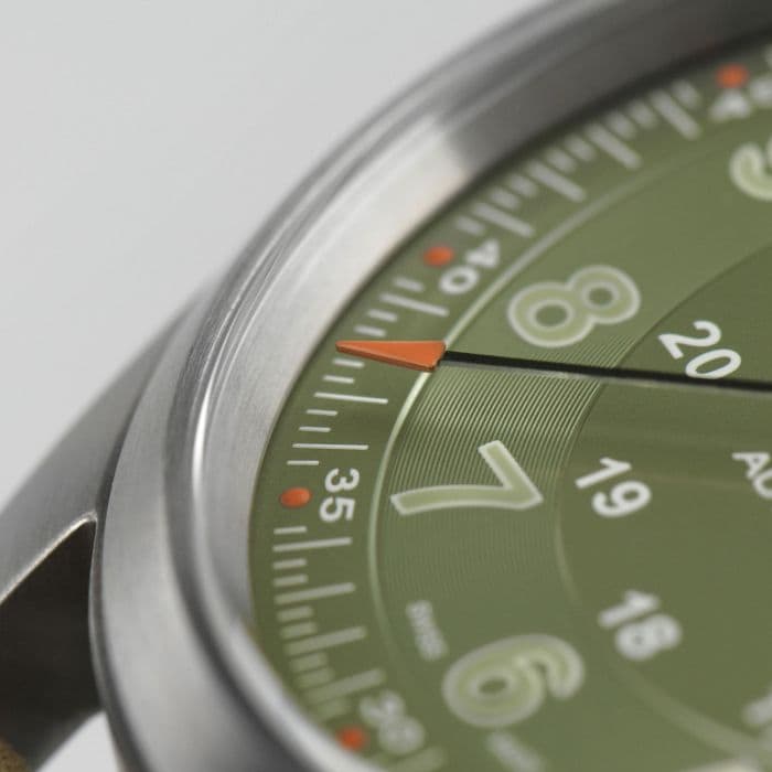 Khaki Field Titanium Auto - H70205860